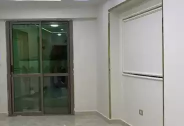 Apartments For sale - 2 rooms - floor 1