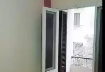 Apartments For sale - 3 rooms - floor 5