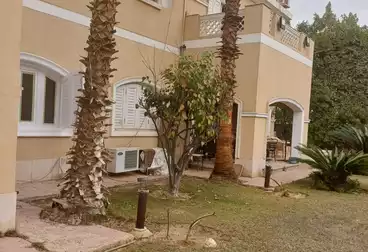 فيلا منفصلة للبيع - 4 غرف