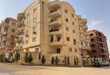 Apartments For sale - 3 rooms - floor 1