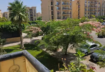 Apartments For sale - 3 rooms - floor 1