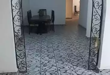 Apartments For rent - 4 rooms - floor 7
