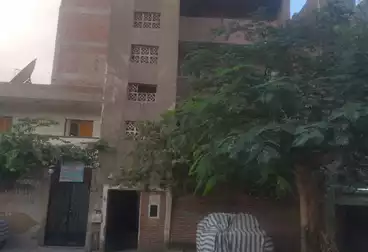 Building For sale - 3 rooms