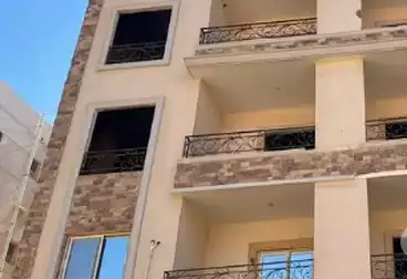 Apartments For sale - 3 rooms - floor 1