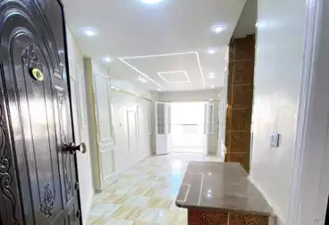 Apartments For sale - 2 rooms - floor 6