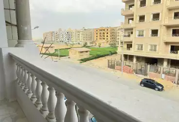 Apartments For sale - 3 rooms - floor 2