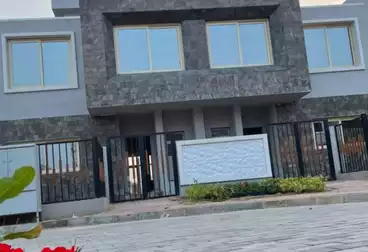 Villas For sale - 5 rooms