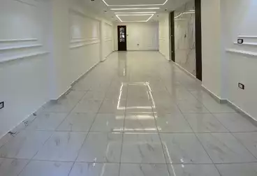 Apartments For sale - 3 rooms - floor 1