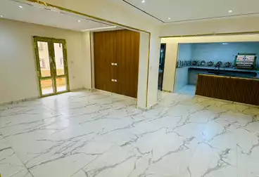 Apartments For sale - 4 rooms - floor 1