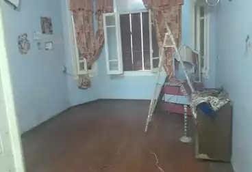 Apartments For sale - 4 rooms - floor 1