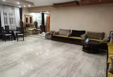 توين هاوس للبيع - 5 غرف