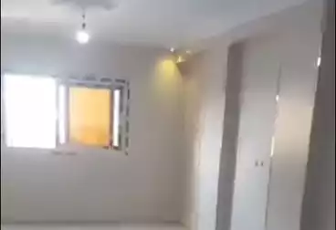 undefined undefined - 2 rooms - floor 8