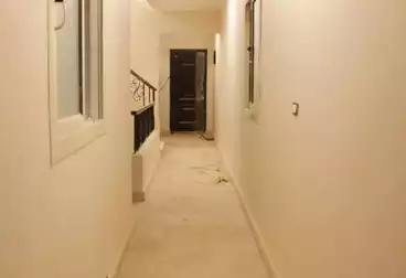 undefined undefined - 2 rooms - floor 3