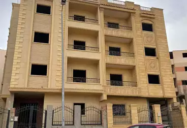 شقق للبيع - 3 غرف - بالدور 1