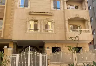 Apartments For sale - 2 rooms - floor 4