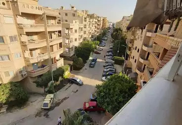 Apartments For sale - 3 rooms - floor 4
