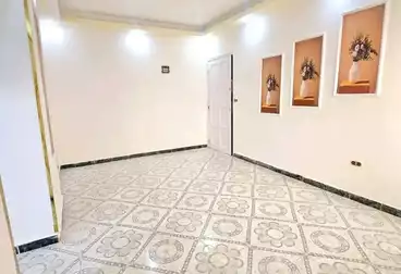 Apartments For sale - 2 rooms - floor 4