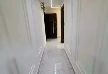 Apartments For sale - 3 rooms - floor 1