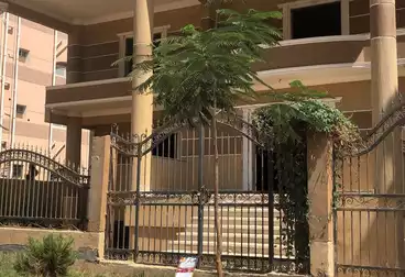 Separate Villa For sale - 11 rooms