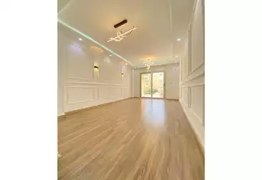 Apartments For sale - 2 rooms - floor 1