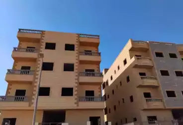 شقق للبيع - 3 غرف - بالدور 2