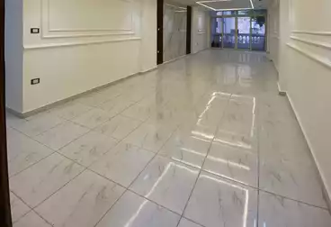 Apartments For sale - 3 rooms - floor 1