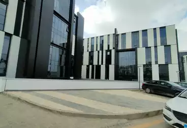 Administrative Building For rent - 5 rooms