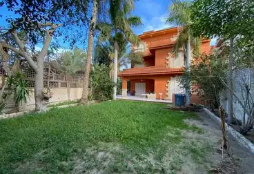 Villas For sale - 8 rooms