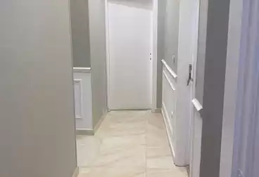 undefined undefined - 2 rooms - floor 3