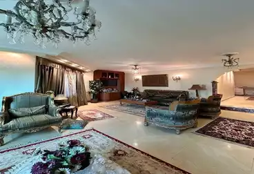 Apartments For sale - 3 rooms - floor 4