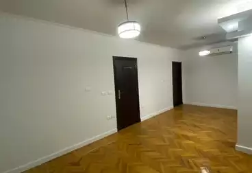 Apartments For sale - 2 rooms - floor 5