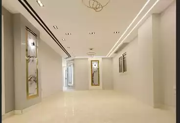 Apartments For sale - 3 rooms - floor 3