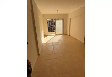 Apartments For sale - 2 rooms - floor 8