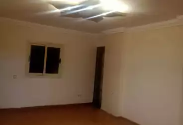 Apartments For sale - 4 rooms - floor 1