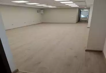 Offices For rent - 1 rooms - floor 1