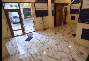 Commercial For sale - floor 0