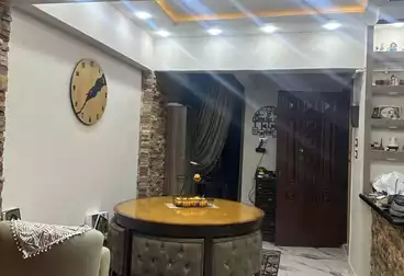 Apartments For sale - 2 rooms - floor 1