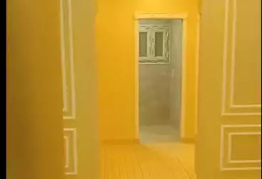 Apartments For sale - 3 rooms - floor 1