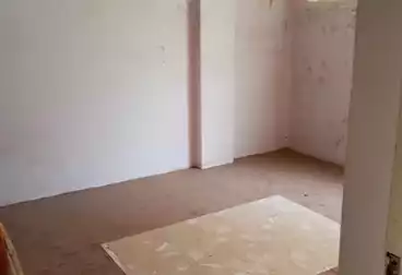 Apartments For sale - 4 rooms - floor 1