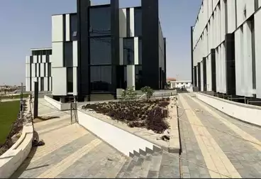 Offices For rent - 3 rooms - floor 2