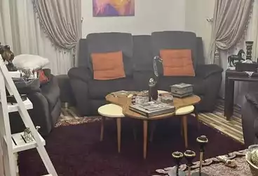 شقق مفروشة للبيع - 3 غرف - بالدور 6