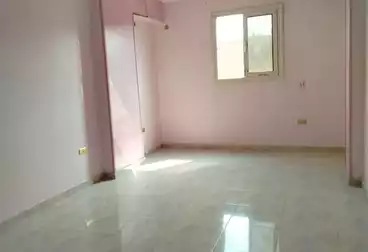 شقق للبيع - 3 غرف - بالدور 0