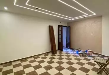 Apartments For sale - 3 rooms - floor 1