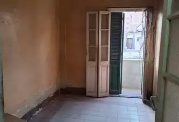 Apartments For sale - 3 rooms - floor 4