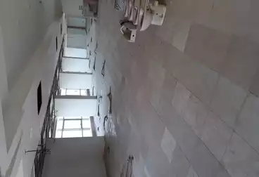 Administrative For rent - 5 rooms - floor 2