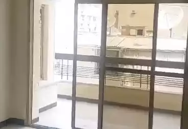 Apartments For rent - 3 rooms - floor 5