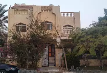 Villas For sale - 5 rooms