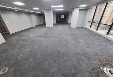 Administrative For rent - 35 rooms - floor 8