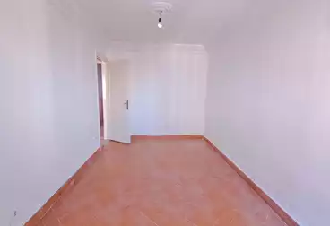 Apartments For sale - 2 rooms - floor 5