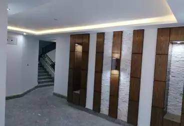 Penthouse For sale - 4 rooms - floor 5